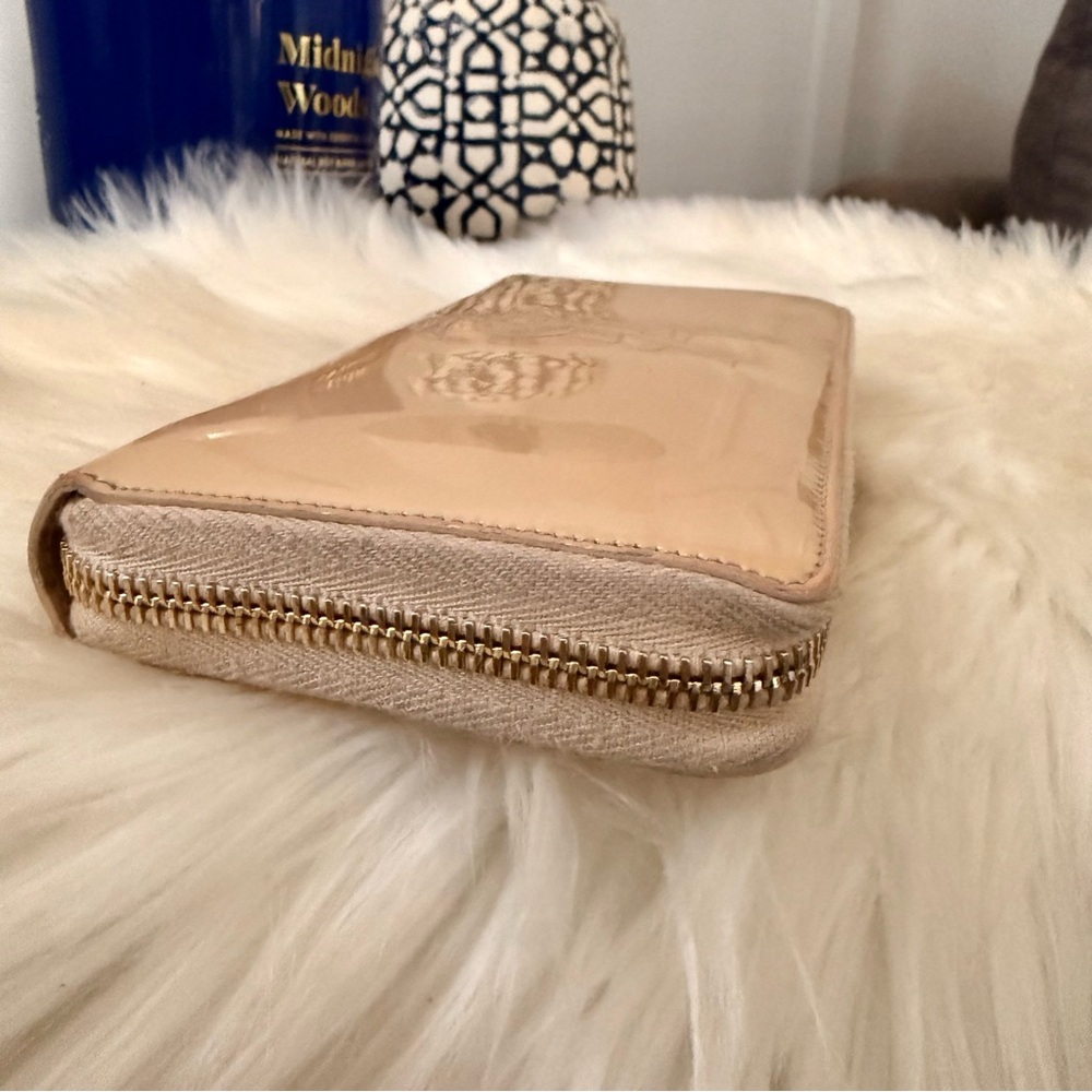 YSL Beige Patent Leather Continental Zip Around Wallet - Picture 12 of 15